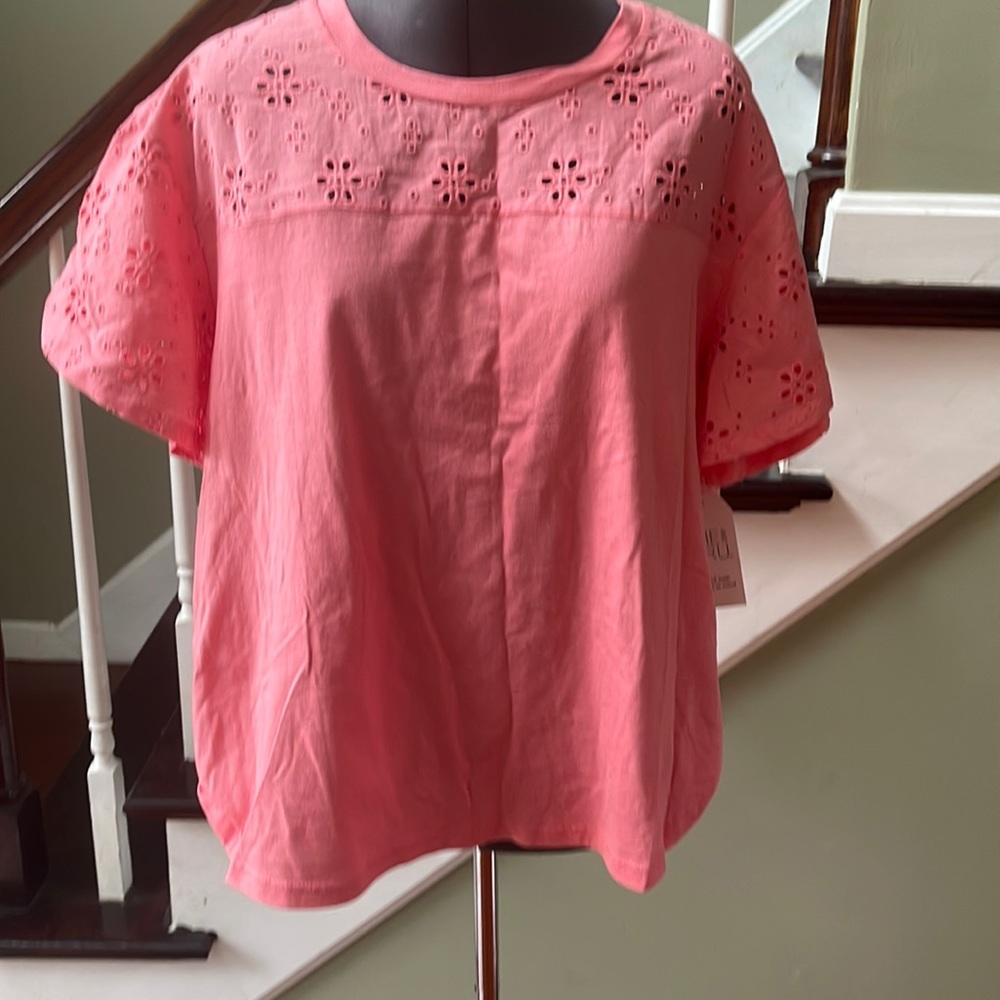 Very nice color cotton top